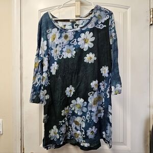 Neuvo Sol Floral Tunic Shirt